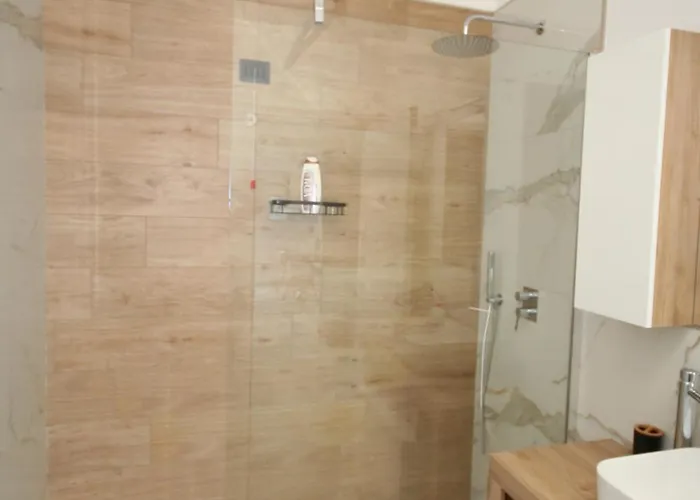 Luxhome 住宿加早餐酒店 卡坦扎罗