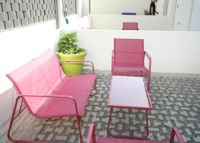 Luxhome 4* 卡坦扎罗