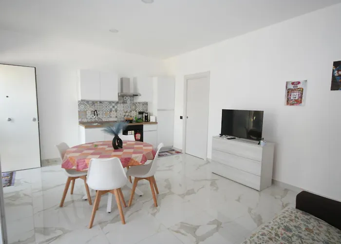 Luxhome 住宿加早餐酒店 4*